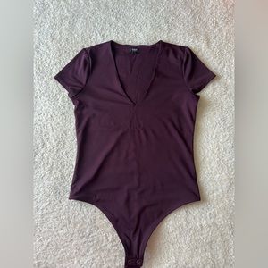 Body Contour High Compression V-Neck Short Sleeve Bodysuit.